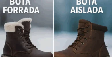Comparación entre bota forrada con forro visible y bota aislada con capas térmicas internas, ambas sobre nieve en ambiente invernal dividido en pantalla.
